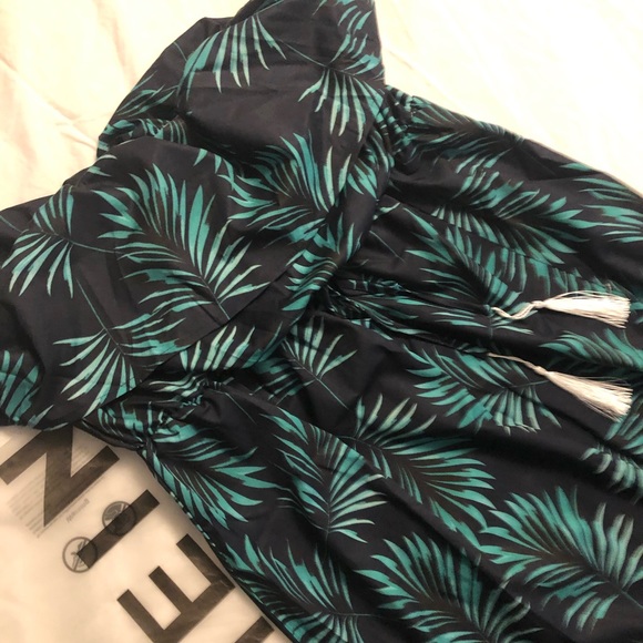 Shein Strapless Summer Dress - Picture 1 of 8